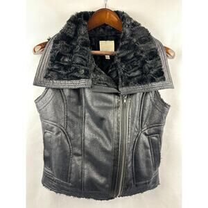 Women’s Olive & Oak Faux leather and fur biker vest Size Small